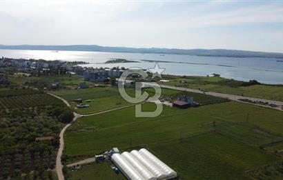 ÇANAKKALE LAPSEKİ ÇARDAK'TA HUZURLU YAŞAM İÇİN VİLLA İMARLI ARSA