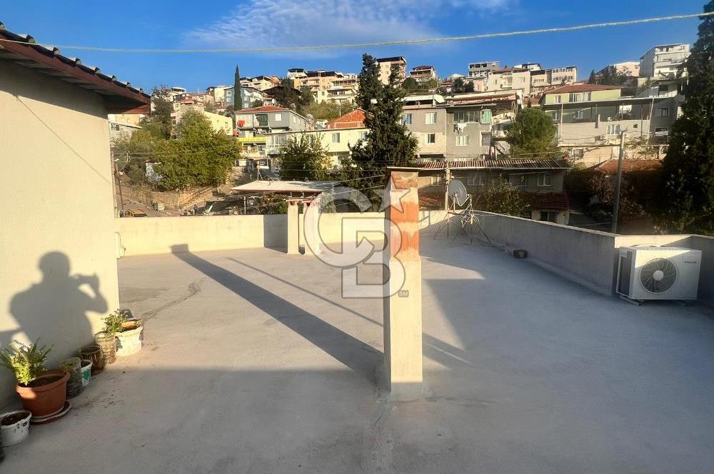 İZMİR ÇİĞLİ GÜZELTEPE MAHALLESİNDE KOMPLE BİNA SATILIK