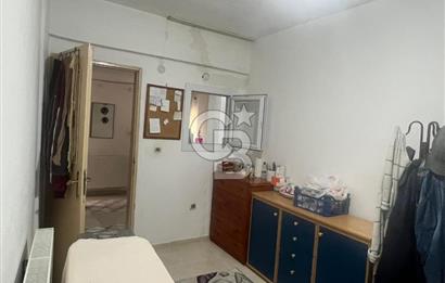 İZMİR ÇİĞLİ GÜZELTEPE MAHALLESİNDE KOMPLE BİNA SATILIK