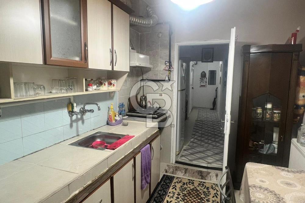 İZMİR ÇİĞLİ GÜZELTEPE MAHALLESİNDE KOMPLE BİNA SATILIK