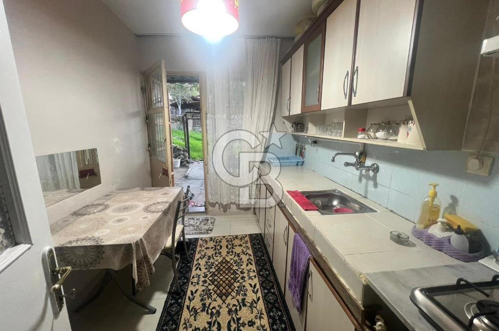 İZMİR ÇİĞLİ GÜZELTEPE MAHALLESİNDE KOMPLE BİNA SATILIK