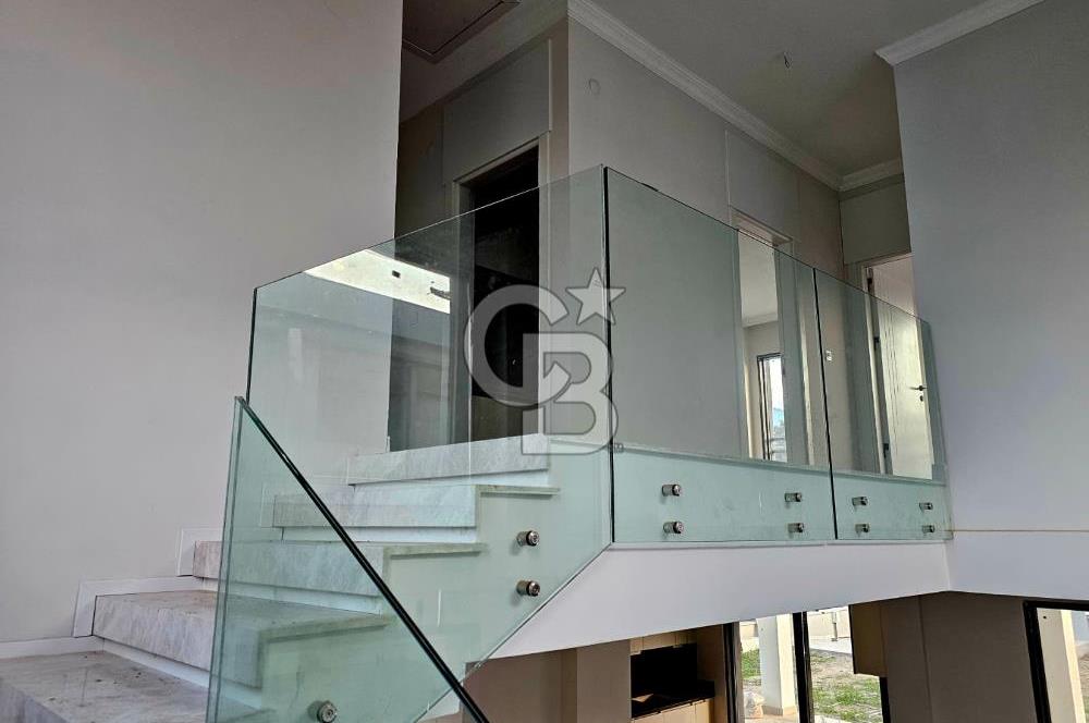 GÜZELBAHÇE KOLEJLER BÖLGESİNDE KİRALIK VİLLA