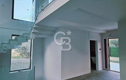 GÜZELBAHÇE KOLEJLER BÖLGESİNDE KİRALIK VİLLA