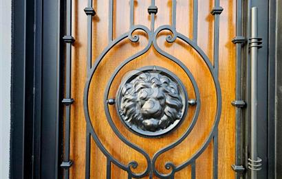 GÜZELBAHÇE KOLEJLER BÖLGESİNDE KİRALIK VİLLA