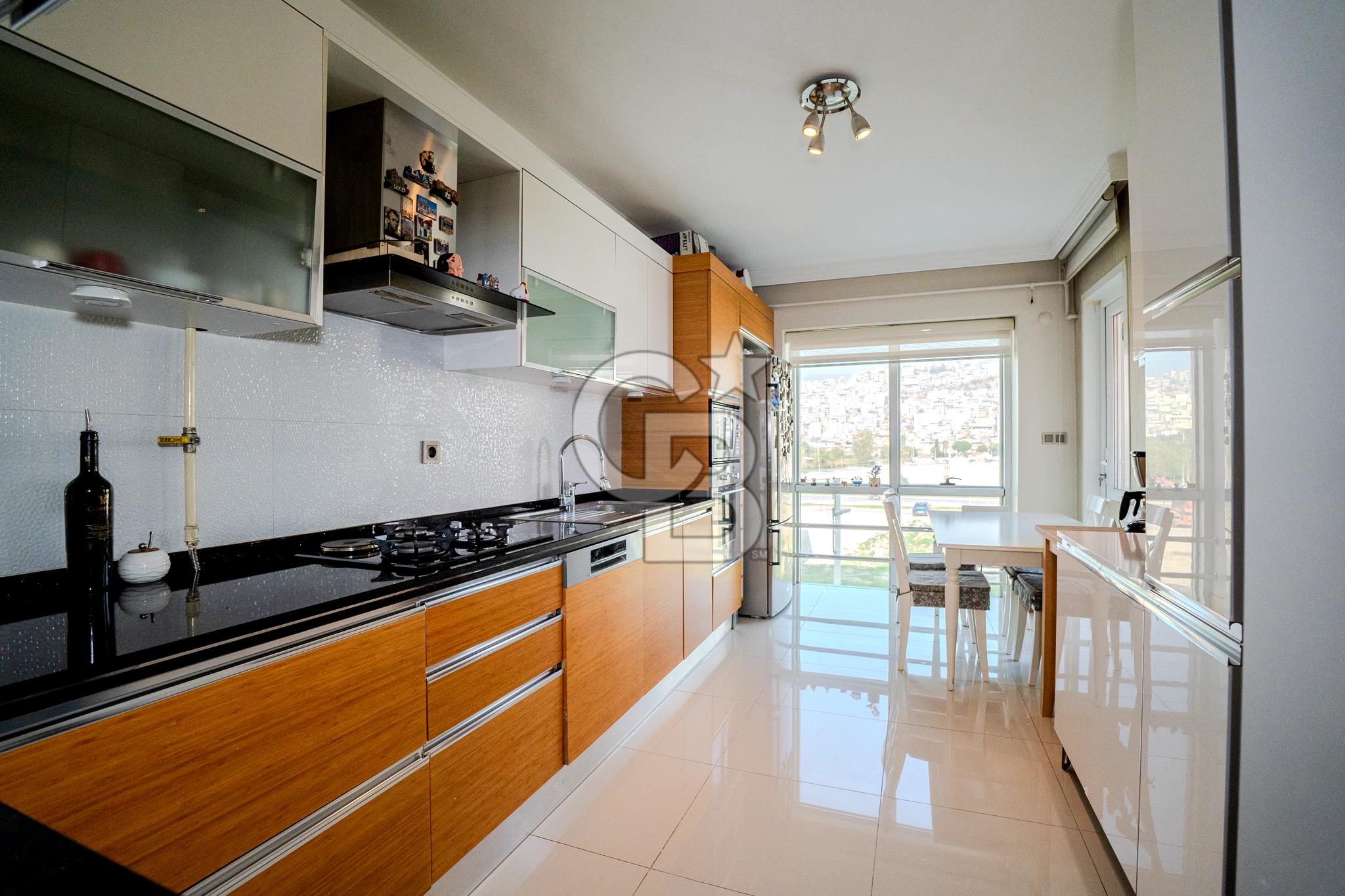 BAYRAKLI ADALET MAH. MUHTEŞEM LOKASYON SATILIK 3+1 DAİRE