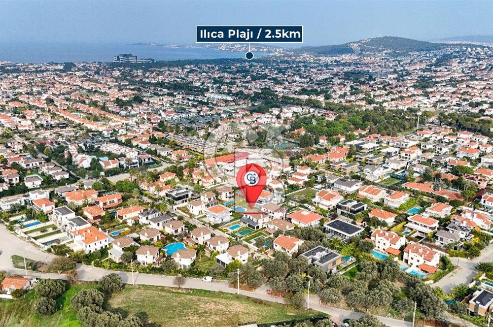 ALAÇATI GÖBENE SATILIK 3+1 MÜSTAKİL HAVUZLU VİLLA