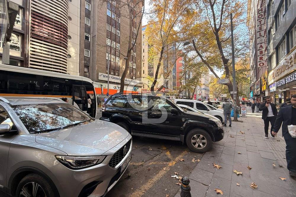 NECATİBEY CADDESİNDE KURULU DÜZEN TELEFON VE AKSESUAR DÜKKANI