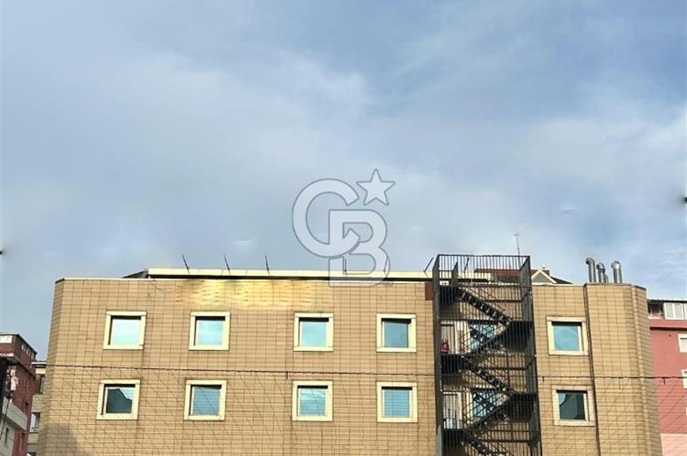 D100 ile Bağ. cad.arasında şık ve kullanışlı,geniş bahçeli bina