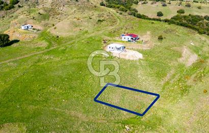 Çandarlı Koru Mevkii'nde Satılık Deniz Manzaralı 357 m2 Arsa