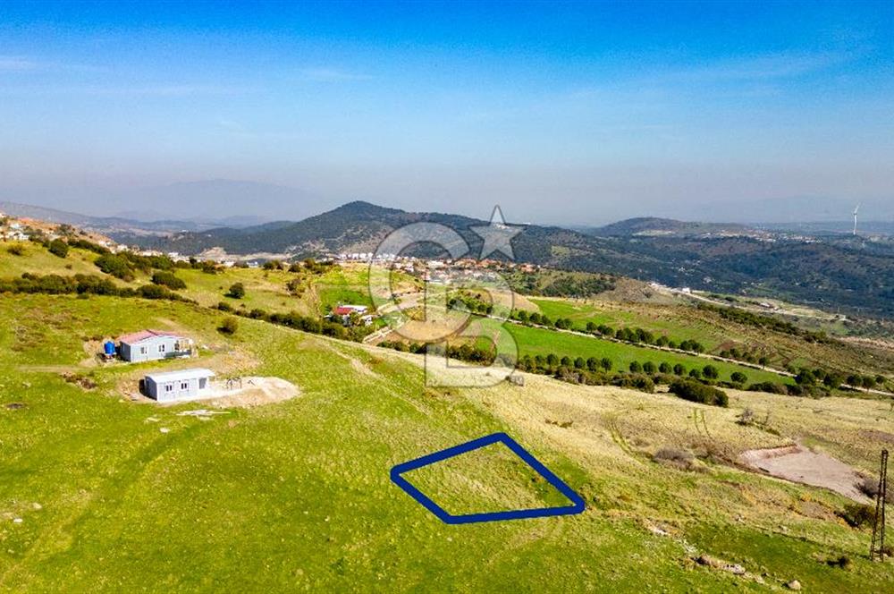 Çandarlı Koru Mevkii'nde Satılık Deniz Manzaralı 357 m2 Arsa