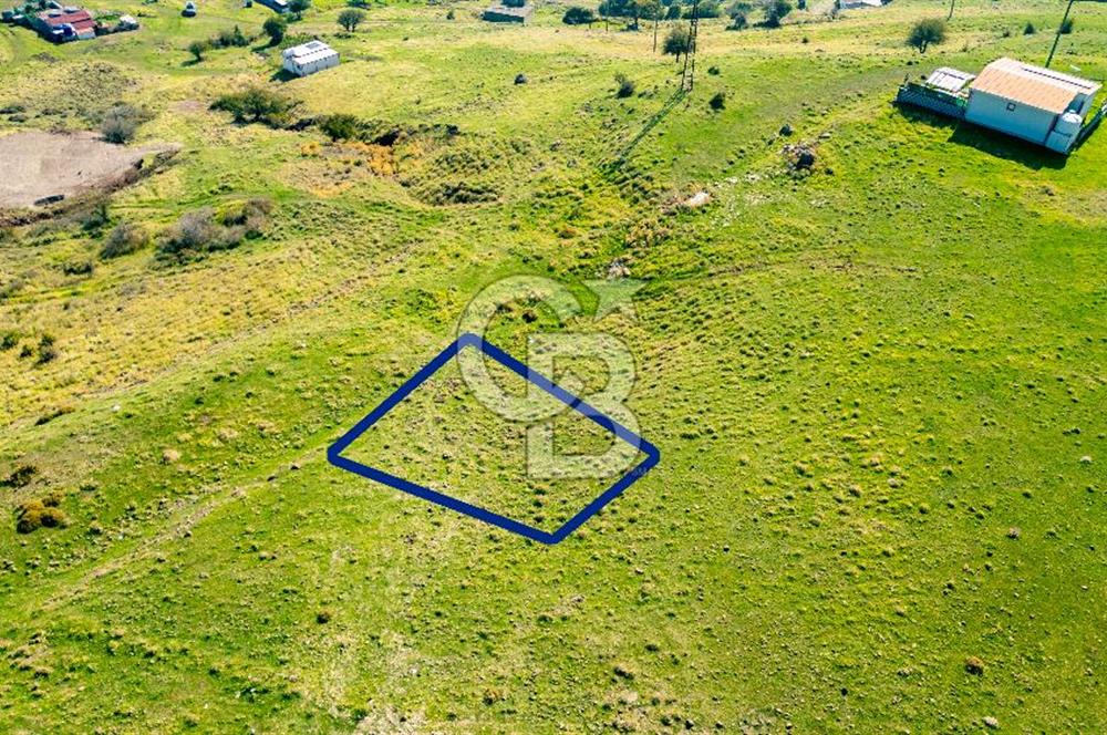 Çandarlı Koru Mevkii'nde Satılık Deniz Manzaralı 357 m2 Arsa