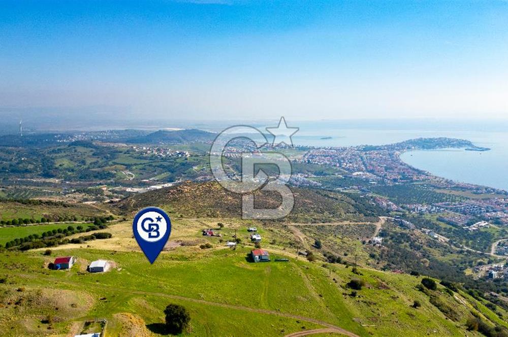 Çandarlı Koru Mevkii'nde Satılık Deniz Manzaralı 357 m2 Arsa