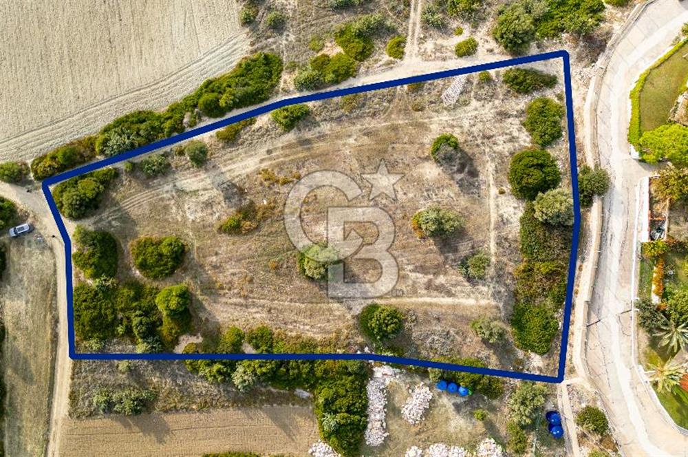 Çeşme Şehitmehmet Mahallesinde Satılık Tarla