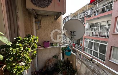 KARŞIYAKA TİYATRO SOKAĞINDA SATILIK FERAH 3+1 DAİRE  