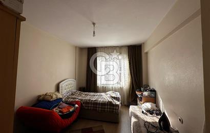 KARŞIYAKA TİYATRO SOKAĞINDA SATILIK FERAH 3+1 DAİRE  