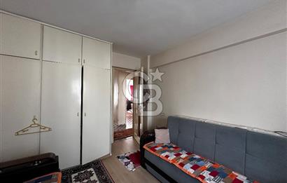 KARŞIYAKA TİYATRO SOKAĞINDA SATILIK FERAH 3+1 DAİRE  