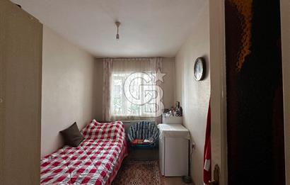 KARŞIYAKA TİYATRO SOKAĞINDA SATILIK FERAH 3+1 DAİRE  