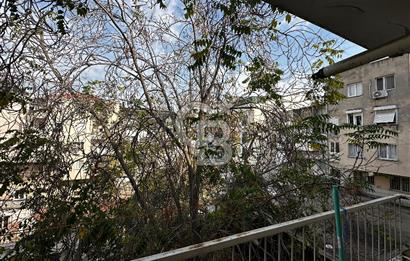 KARŞIYAKA TİYATRO SOKAĞINDA SATILIK FERAH 3+1 DAİRE  