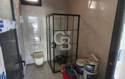 MENDERES GÖRECE'DE ANA CADDE ÜSTÜ SATILIK DÜKKAN