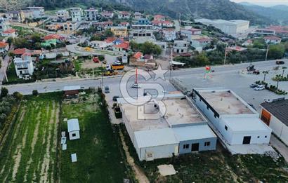 Foça Ilıpınar'da Ana Cadde Üzeri Satılık İşyeri ve Tarla