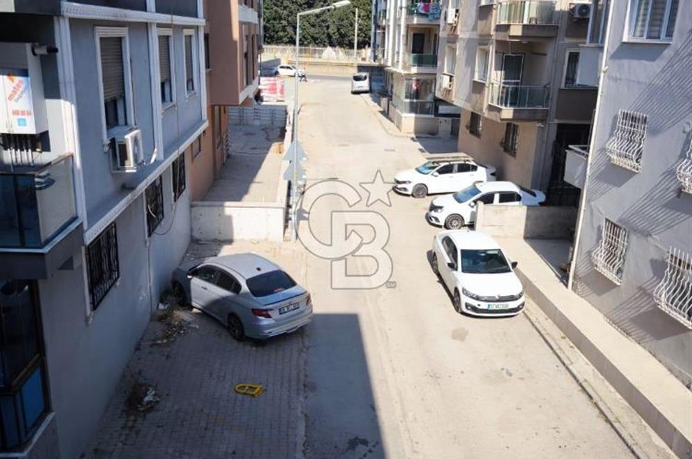 BUCA KOŞU İZBAN DURAĞINA YÜRÜME MESAFESİNDE GENİŞ 3+1 KİRALIK DAİRE 