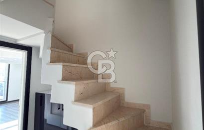 Batı Mahallesi’nde Lüks Detaylı 6+1 Sıfır Dubleks – Geniş, Ferah, Sahile Yürüme Mesafesinde Prestijli Yaşam