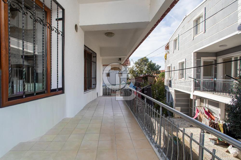 Foça Bağarası Kazım Dirik Mah. Satılık 3+1 Daire