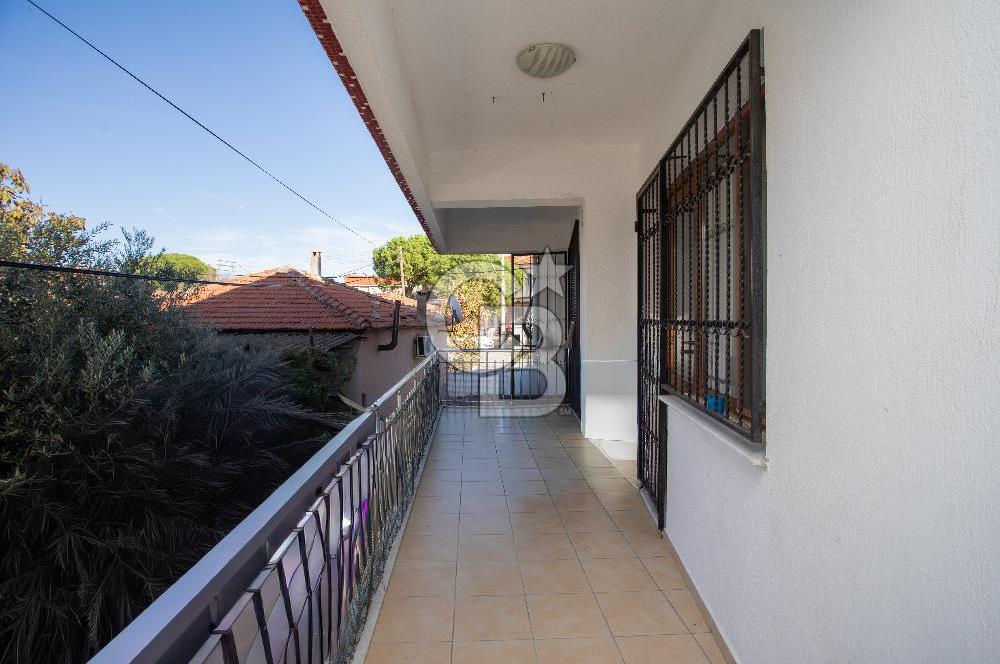 Foça Bağarası Kazım Dirik Mah. Satılık 3+1 Daire