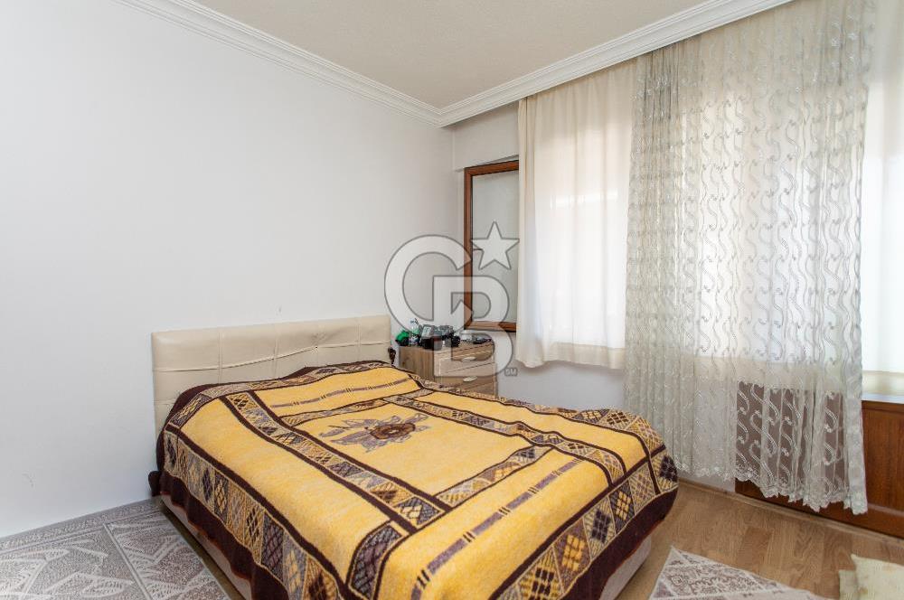 Foça Bağarası Kazım Dirik Mah. Satılık 3+1 Daire