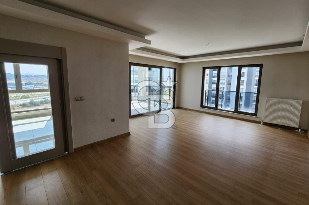 MEVASEHİR'DE GENİS AİLELER İCİN 4+1 DELUX YAŞAM