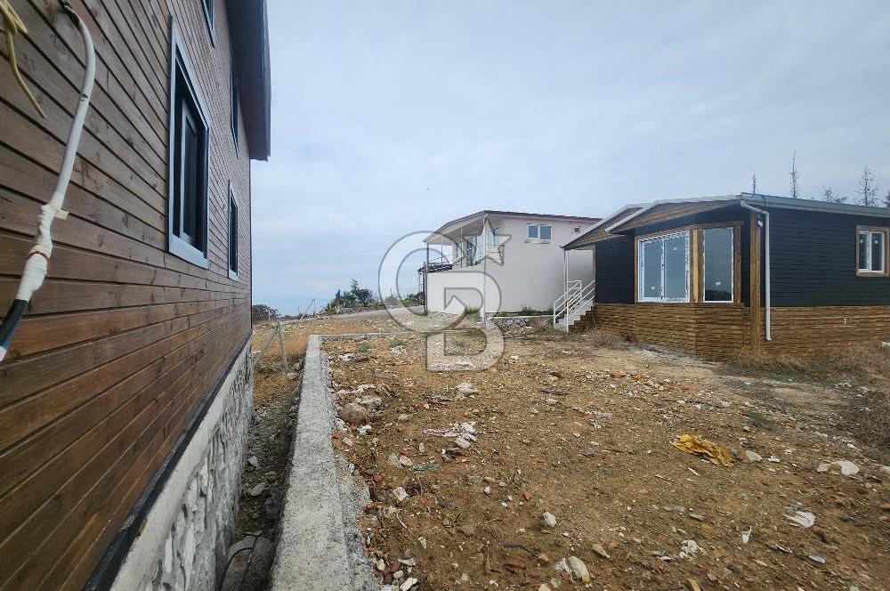 Seferihisar Satılık 2+1 Prefabrik Ev ve Arsası Deniz Manzaralı