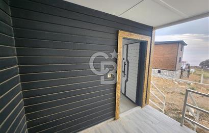 Seferihisar Satılık 2+1 Prefabrik Ev ve Arsası Deniz Manzaralı