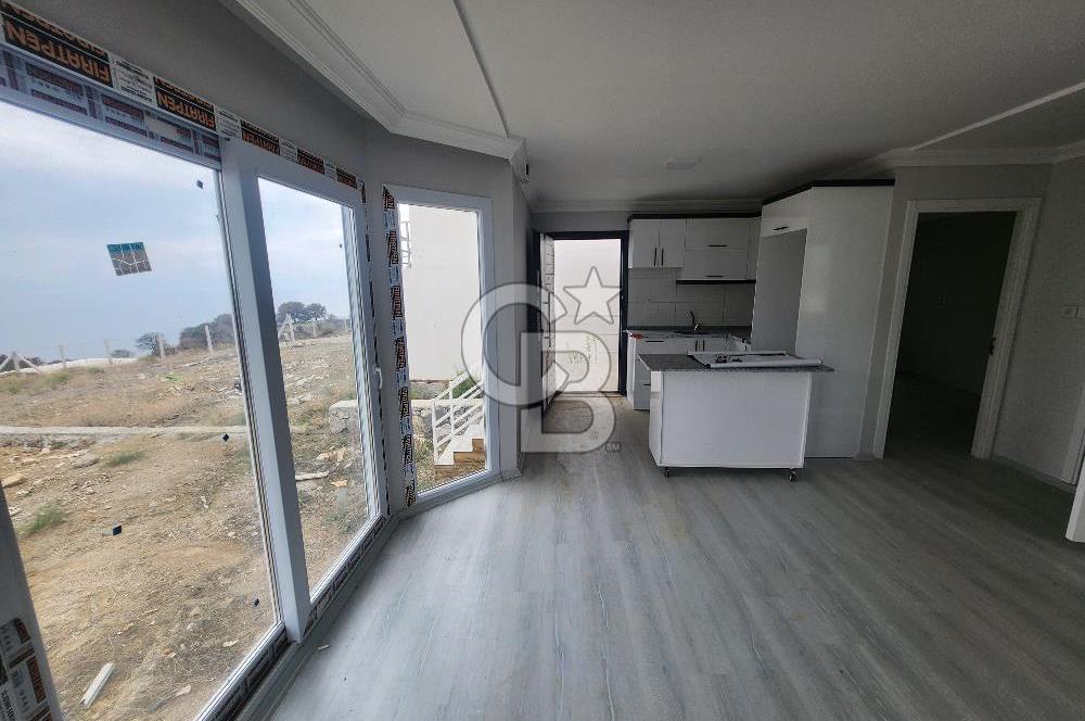Seferihisar Satılık 2+1 Prefabrik Ev ve Arsası Deniz Manzaralı