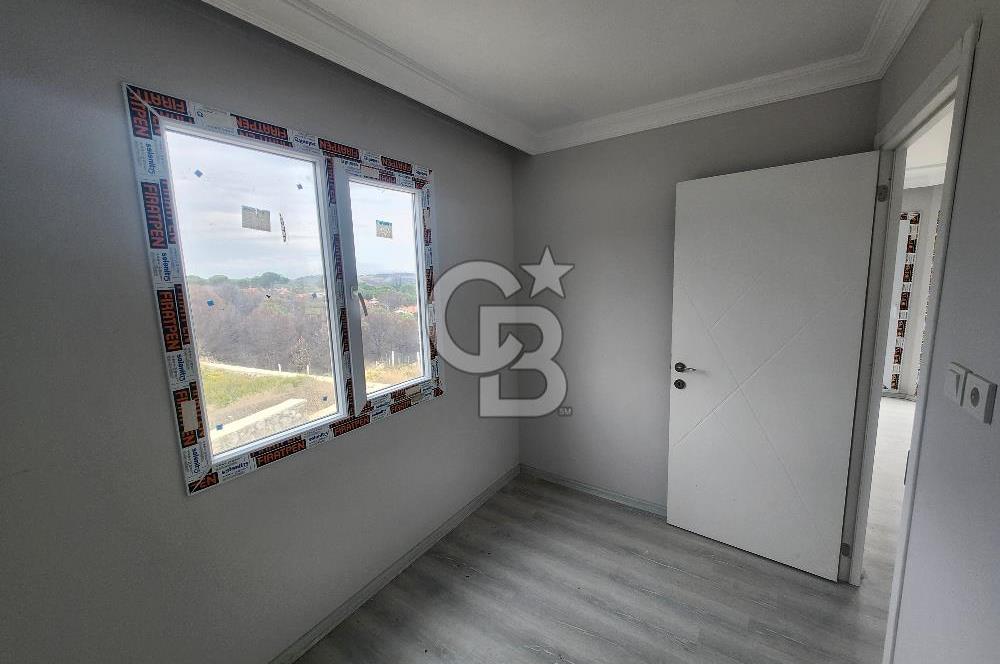 Seferihisar Satılık 2+1 Prefabrik Ev ve Arsası Deniz Manzaralı
