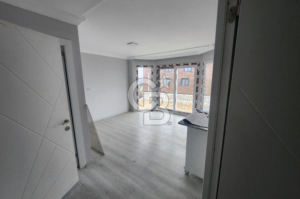 Seferihisar Satılık 2+1 Prefabrik Ev ve Arsası Deniz Manzaralı