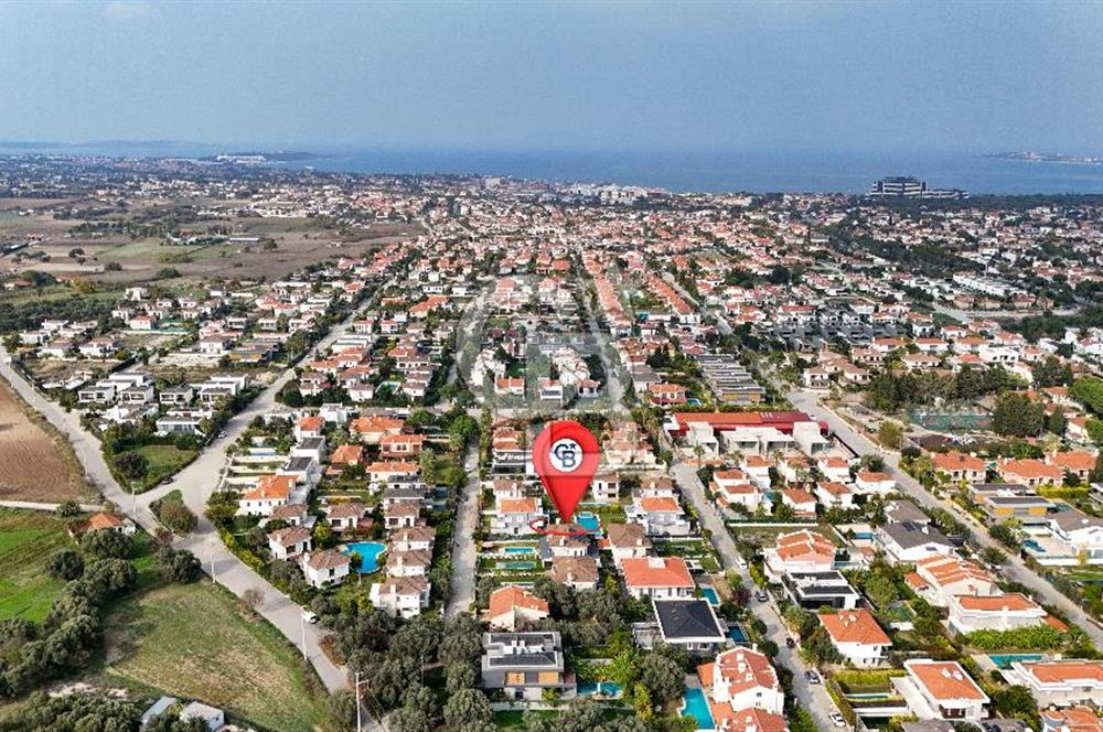 ALAÇATI GÖBENE SATILIK 3+1 MÜSTAKİL HAVUZLU VİLLA