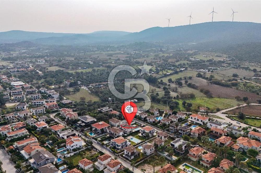 ALAÇATI GÖBENE SATILIK 3+1 MÜSTAKİL HAVUZLU VİLLA