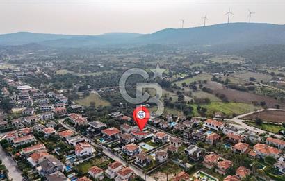 ALAÇATI GÖBENE SATILIK 3+1 MÜSTAKİL HAVUZLU VİLLA