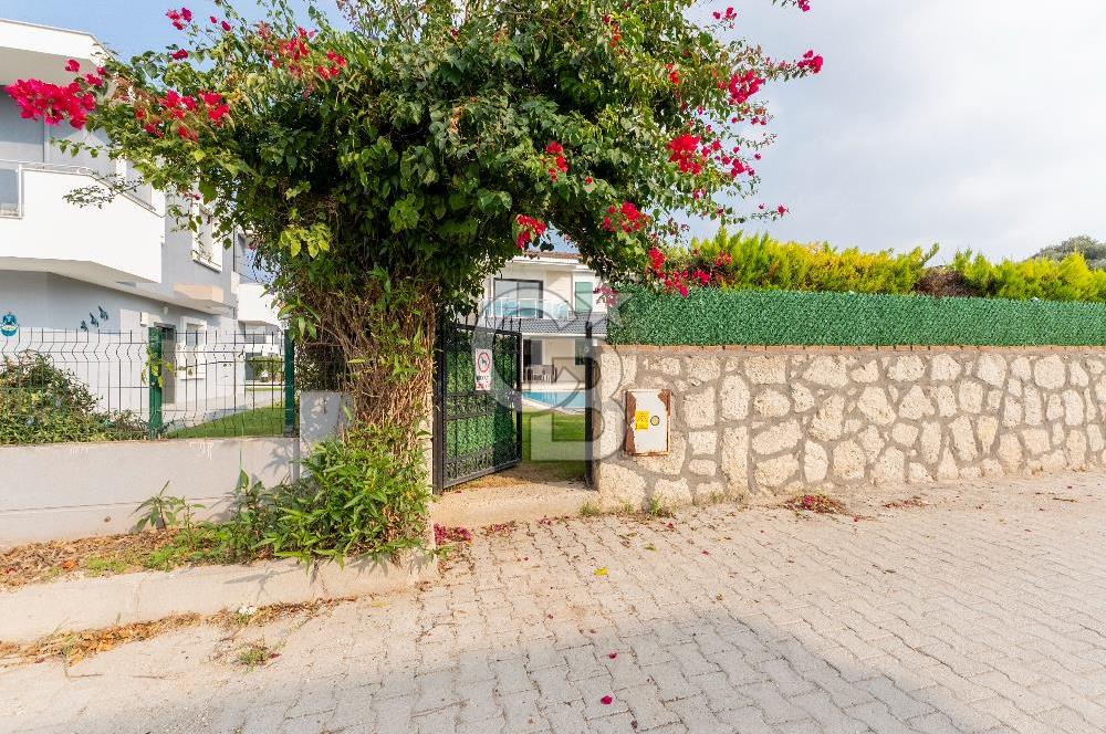 ALAÇATI GÖBENE SATILIK 3+1 MÜSTAKİL HAVUZLU VİLLA