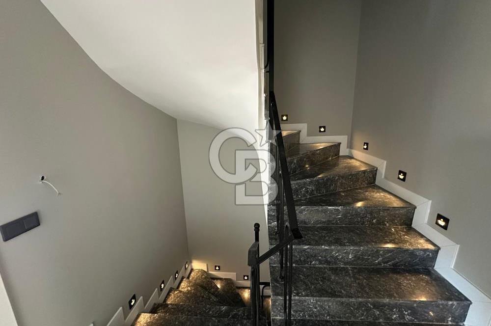 Batıkent Uğur Mumcu Mah. Emsalsiz Satılık SON KÖŞE VİLLA