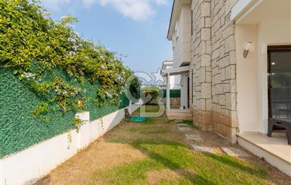 ALAÇATI GÖBENE SATILIK 3+1 MÜSTAKİL HAVUZLU VİLLA