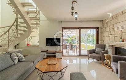 ALAÇATI GÖBENE SATILIK 3+1 MÜSTAKİL HAVUZLU VİLLA