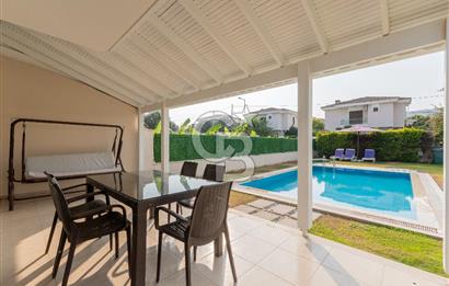 ALAÇATI GÖBENE SATILIK 3+1 MÜSTAKİL HAVUZLU VİLLA