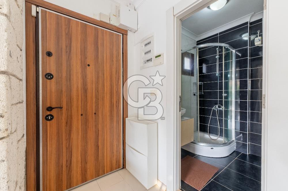 ALAÇATI GÖBENE SATILIK 3+1 MÜSTAKİL HAVUZLU VİLLA