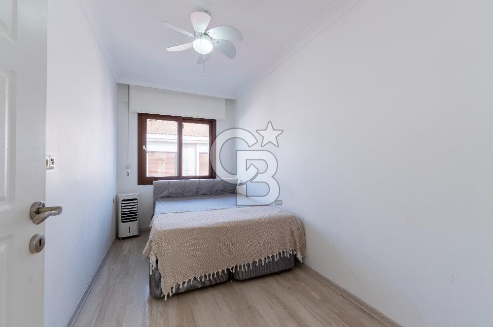 ALAÇATI GÖBENE SATILIK 3+1 MÜSTAKİL HAVUZLU VİLLA