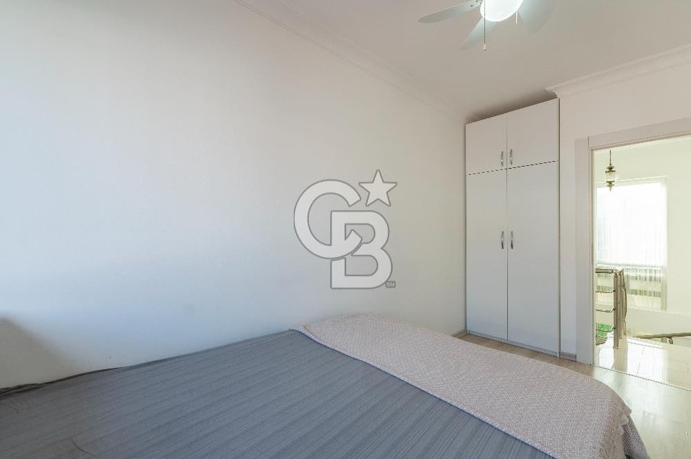 ALAÇATI GÖBENE SATILIK 3+1 MÜSTAKİL HAVUZLU VİLLA