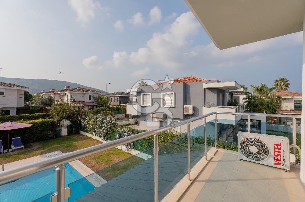 ALAÇATI GÖBENE SATILIK 3+1 MÜSTAKİL HAVUZLU VİLLA