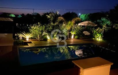 URLA İÇMELER UMUTKÖY ÇİFTLİK EVLERİ'NDE SATILIK VİLLA