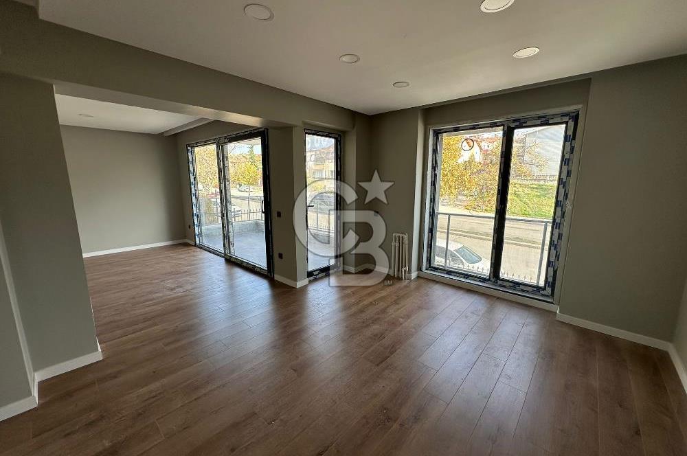 Batıkent Uğur Mumcu Mah. Emsalsiz Satılık SON KÖŞE VİLLA