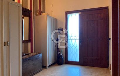 URLA İÇMELER UMUTKÖY ÇİFTLİK EVLERİ'NDE SATILIK VİLLA